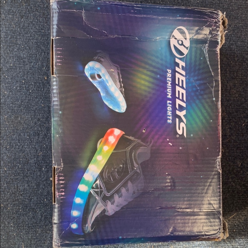 Heelys Premium Lights Shoes with LED Strip
